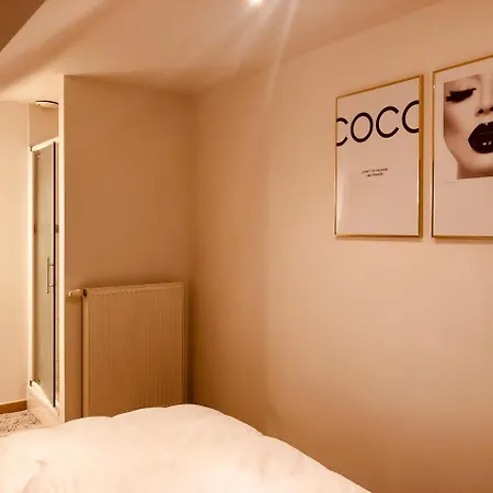 Bardot Semesterbostad *